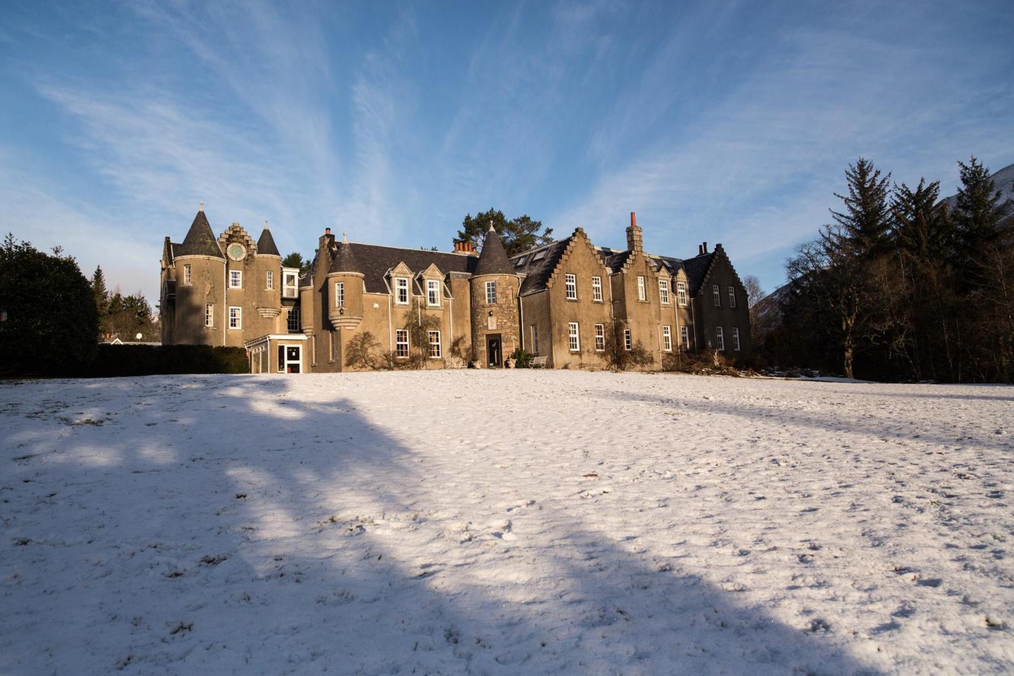 Dalmunzie Castle Hotel Glenshee 외부 사진