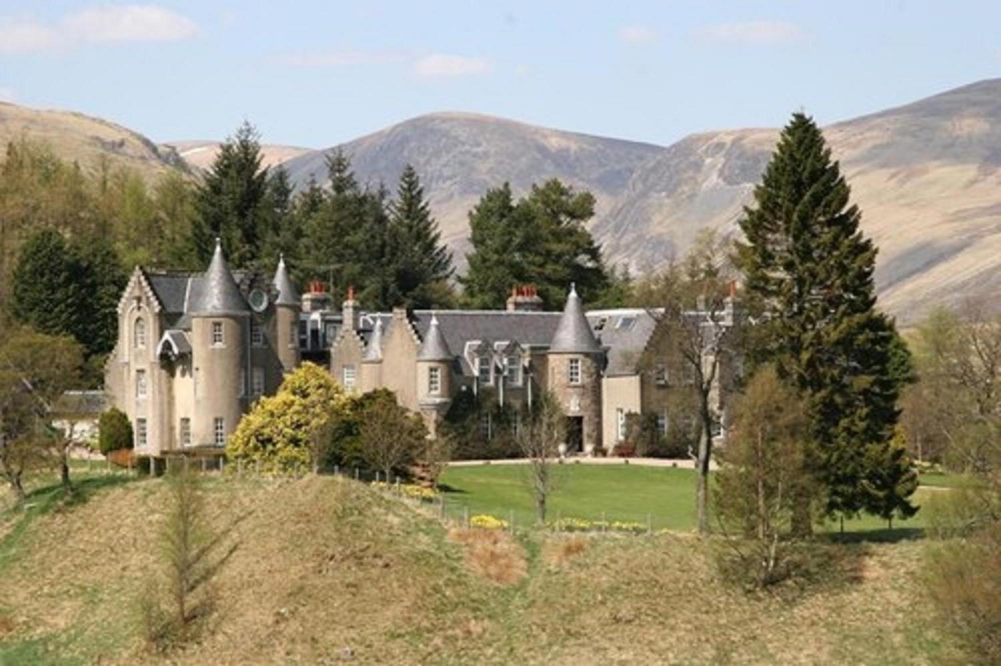 Dalmunzie Castle Hotel Glenshee 외부 사진